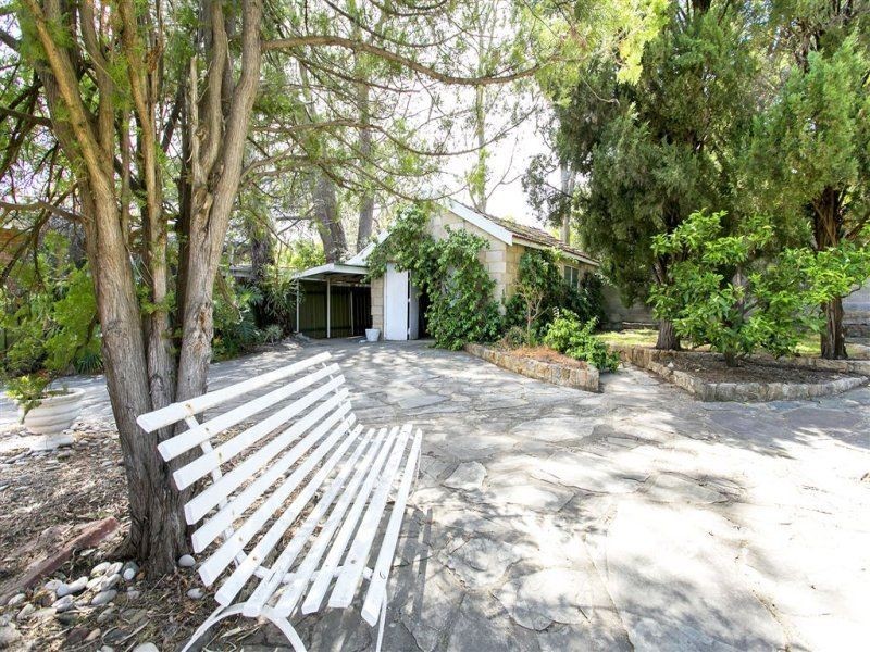 4 Myrtlebank Terrace, Stonyfell SA 5066