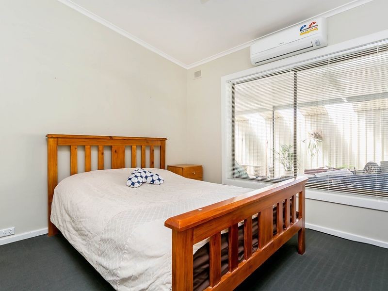 14 Brooklyn Terrace, North Haven SA 5018