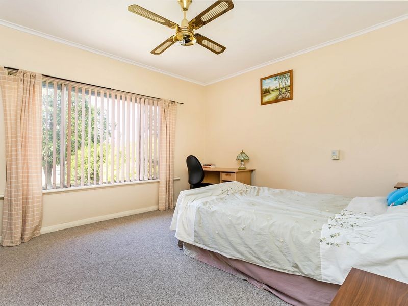 32 Bains Road, Morphett Vale SA 5162