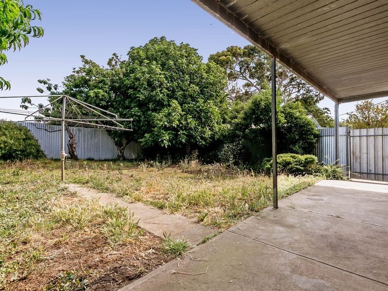 32 Bains Road, Morphett Vale SA 5162