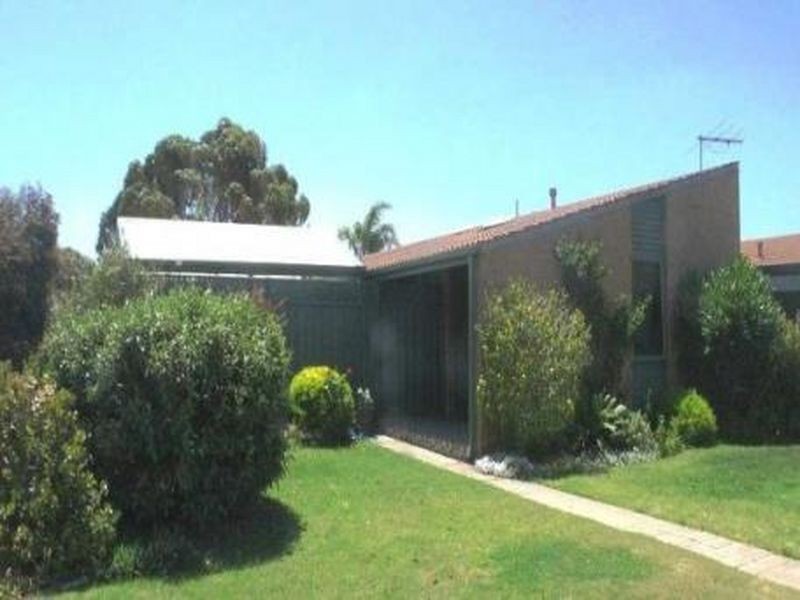 1 Pelican Place, Semaphore Park SA 5019