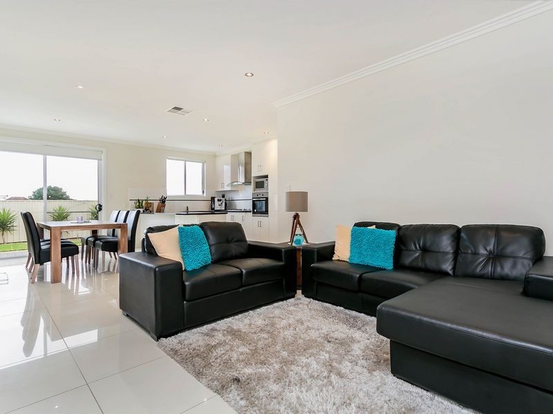 3/212 Trimmer Parade, Seaton SA 5023