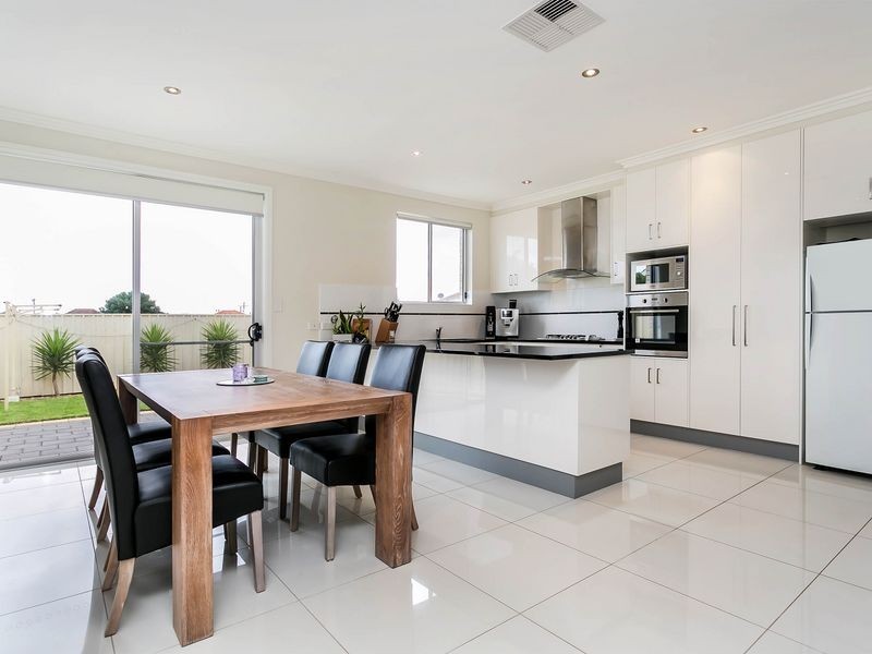 3/212 Trimmer Parade, Seaton SA 5023