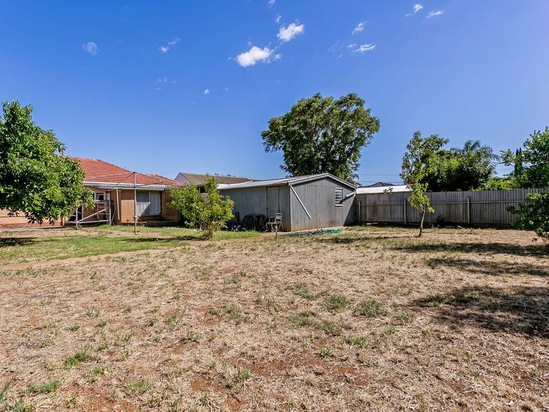 33 Melville Road, Paradise SA 5075