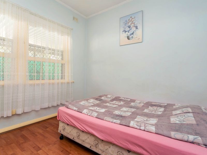 8 Harley Road, Croydon Park SA 5008