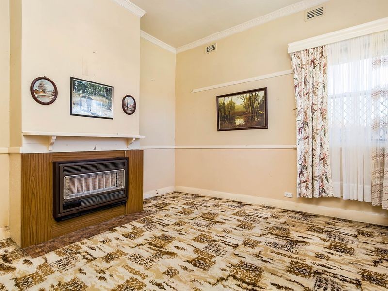 75 Maple Avenue, Royal Park SA 5014