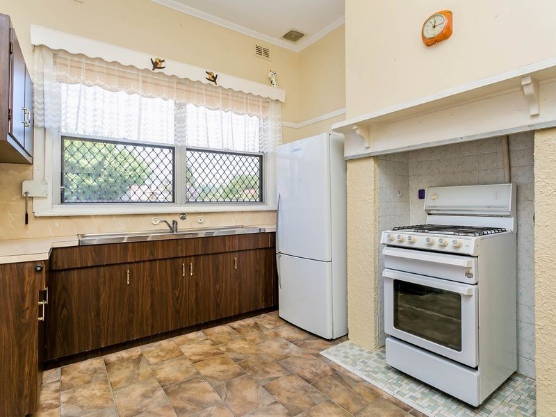 75 Maple Avenue, Royal Park SA 5014