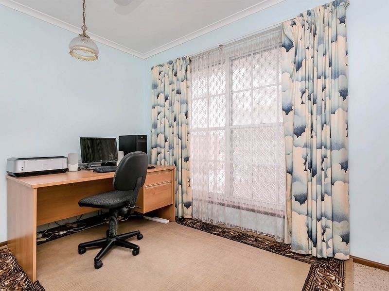4 Santiago Street, West Lakes Shore SA 5020