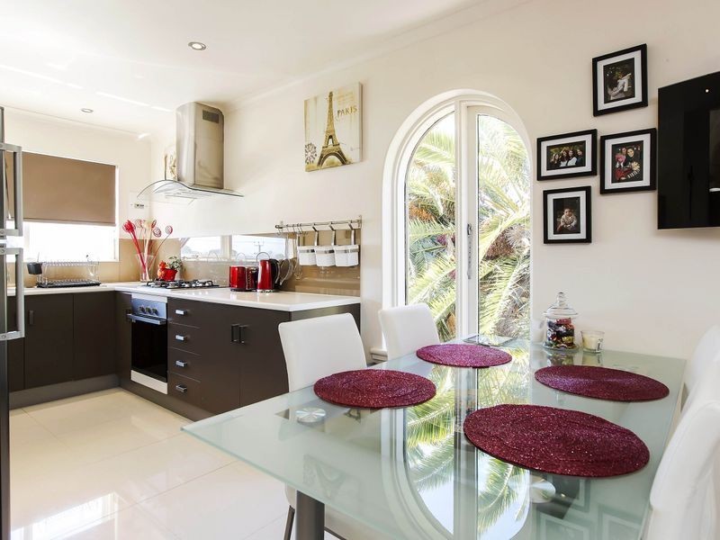 16/17 Caroline Street, Glenelg North SA 5045