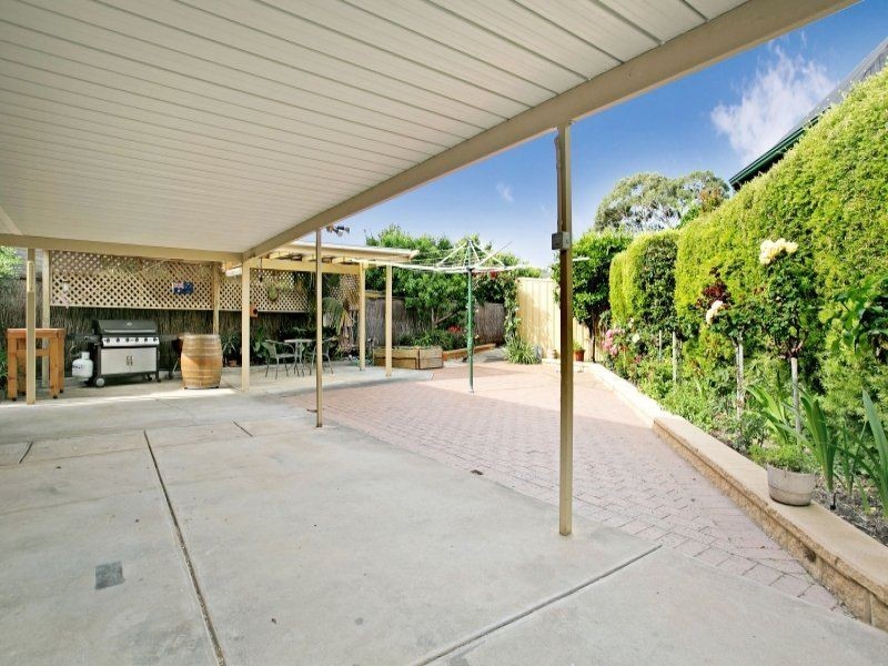 5 Nikoloff Street, Fulham Gardens SA 5024