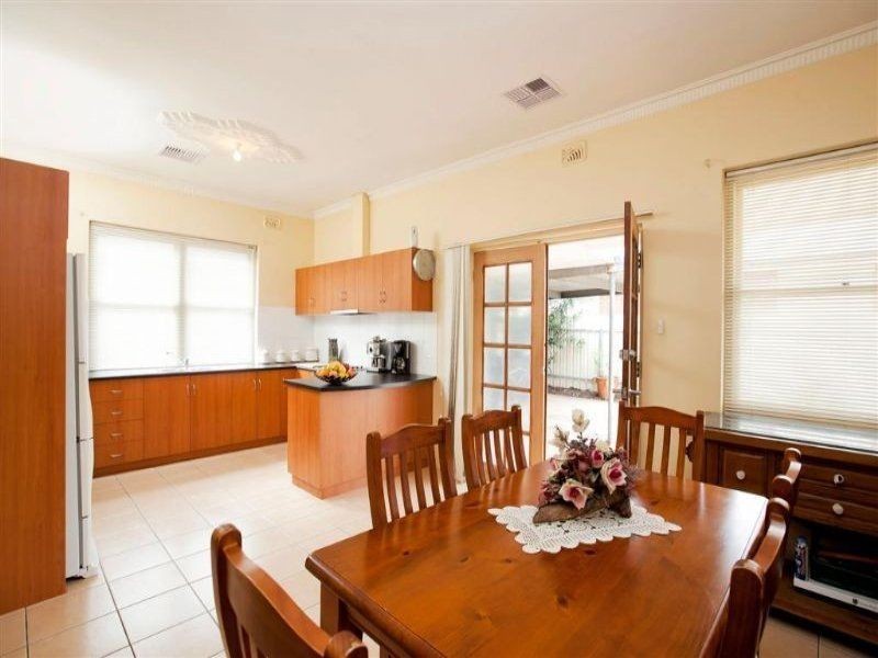 145 Tapleys Hill Road, Seaton SA 5023