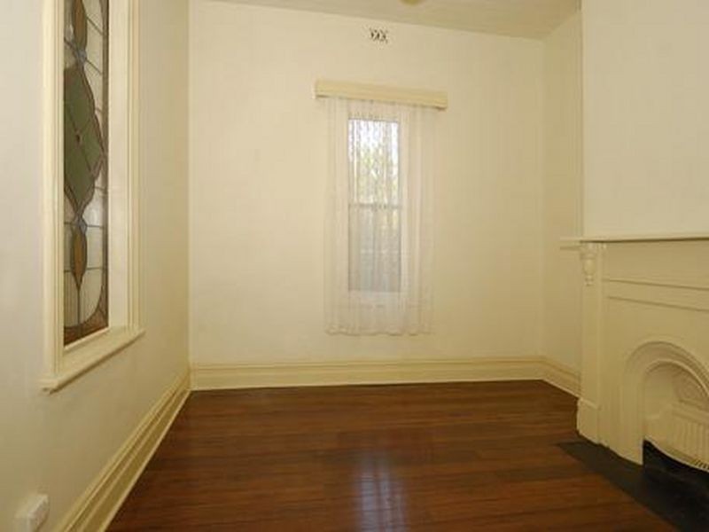 15 Waverley Street, Largs Bay SA 5016