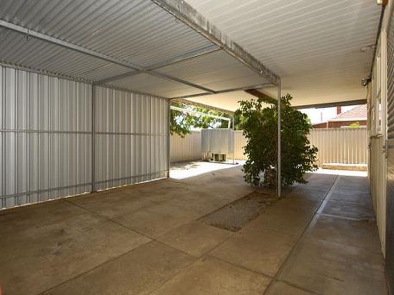 15 Waverley Street, Largs Bay SA 5016