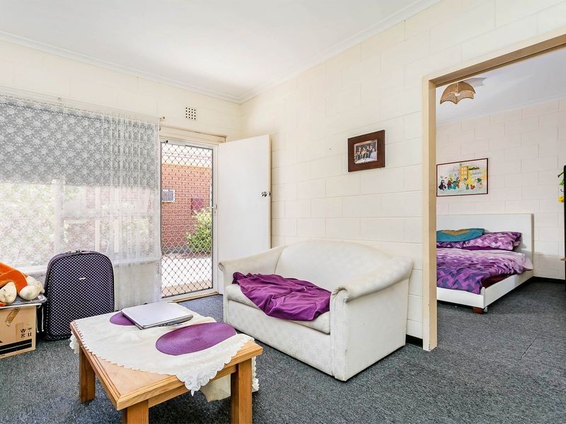 2/12 Fourth Avenue, Seaton SA 5023