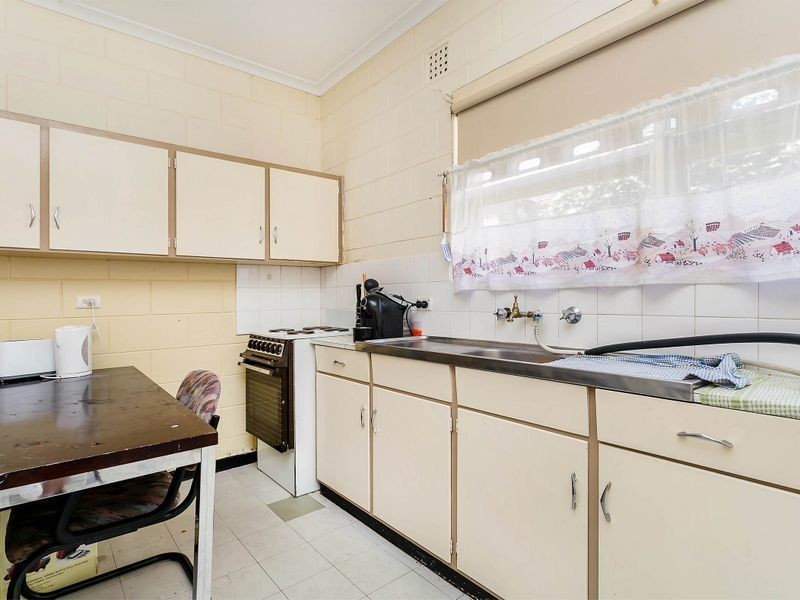 2/12 Fourth Avenue, Seaton SA 5023