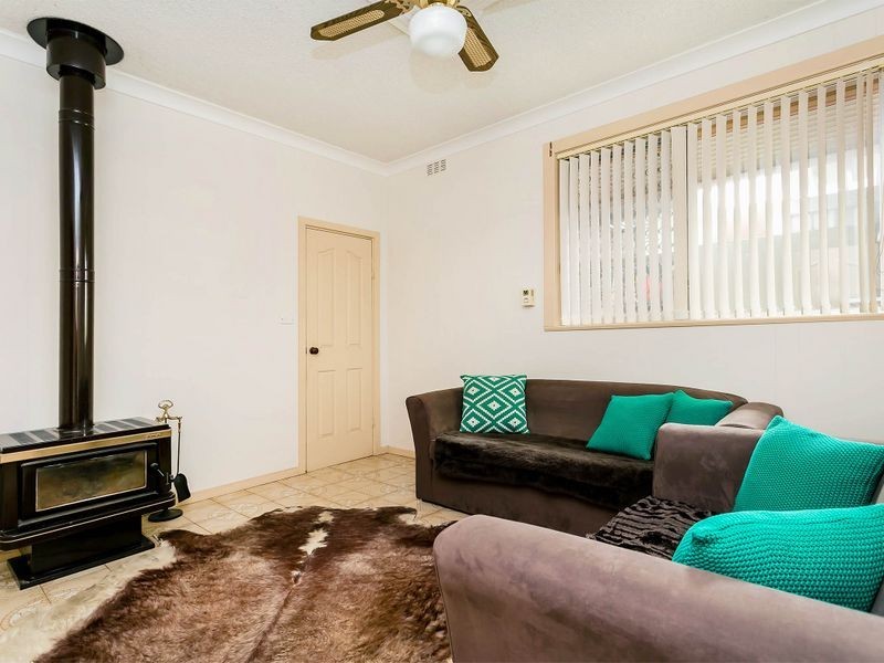 19 Falkirk Avenue, Seaton SA 5023