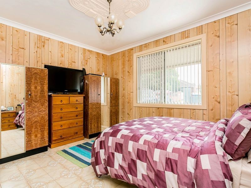 19 Falkirk Avenue, Seaton SA 5023