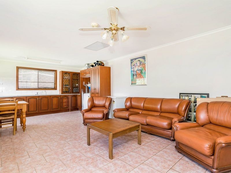 19 Falkirk Avenue, Seaton SA 5023