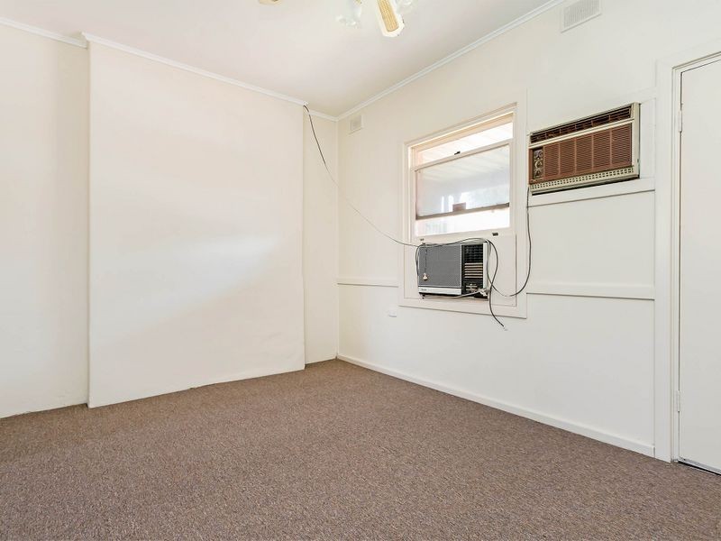 24 Johnston Road, Elizabeth Downs SA 5113