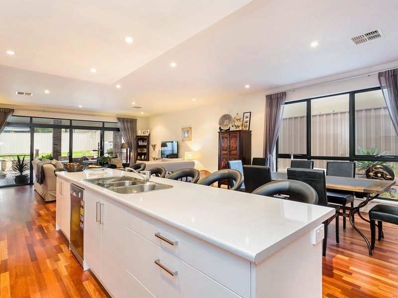 11 Edmund Road, Highbury SA 5089