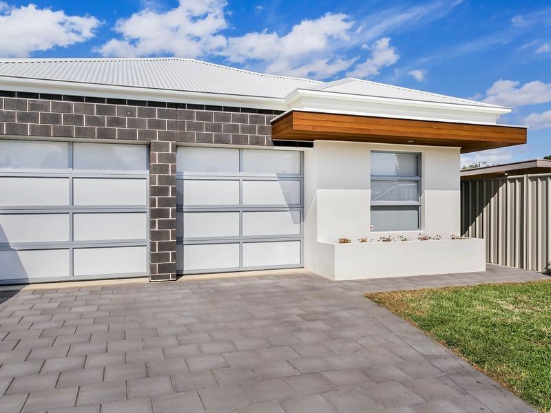 2a Marlee Court, West Lakes SA 5021