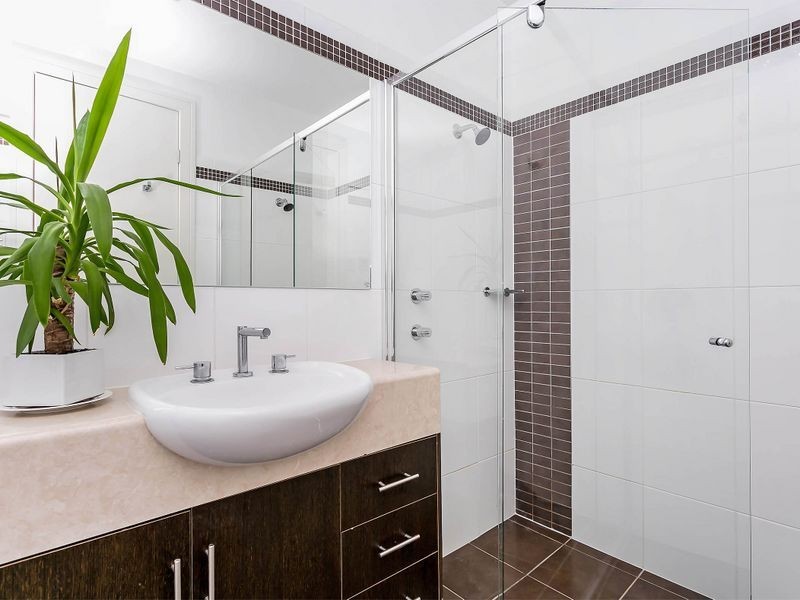 37 Military Road, Tennyson SA 5022