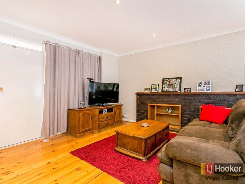 2 Edwin Avenue, Pennington SA 5013