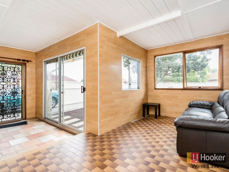 2 Edwin Avenue, Pennington SA 5013