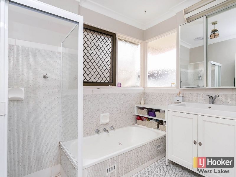 2 Edwin Avenue, Pennington SA 5013