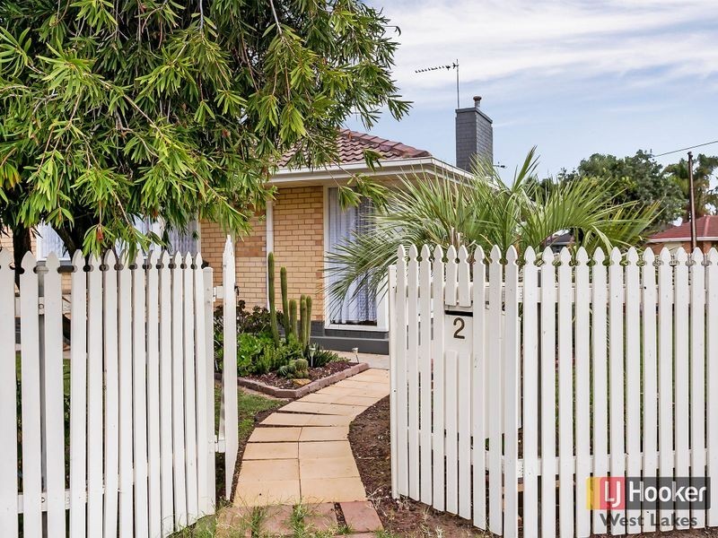 2 Edwin Avenue, Pennington SA 5013