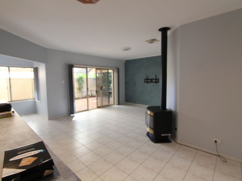 2a Featherstone Circuit, Greenwith SA 5125