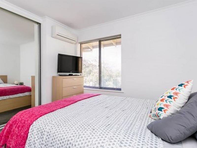 88 Sportsmans Drive, West Lakes SA 5021