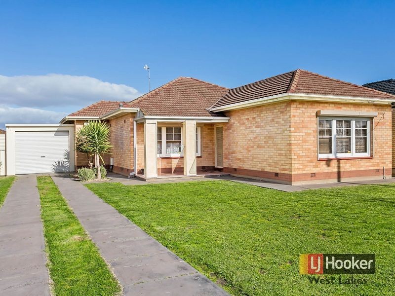 61 Russ Avenue, Seaton SA 5023