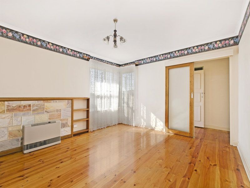 26 Buckingham Ave, Henley Beach SA 5022
