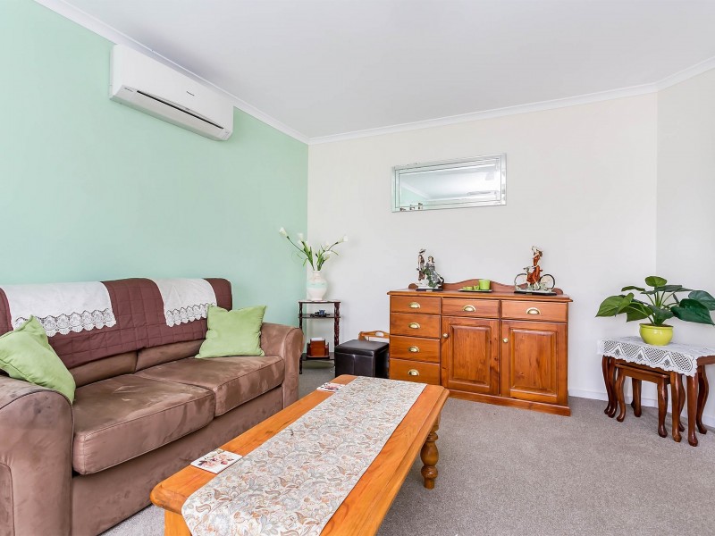 31 Hamra Drive, Smithfield SA 5114