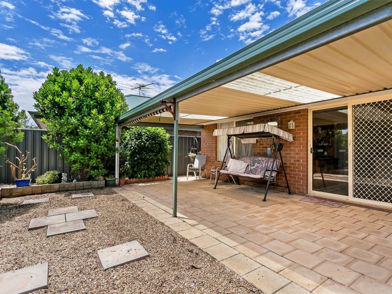 31 Hamra Drive, Smithfield SA 5114