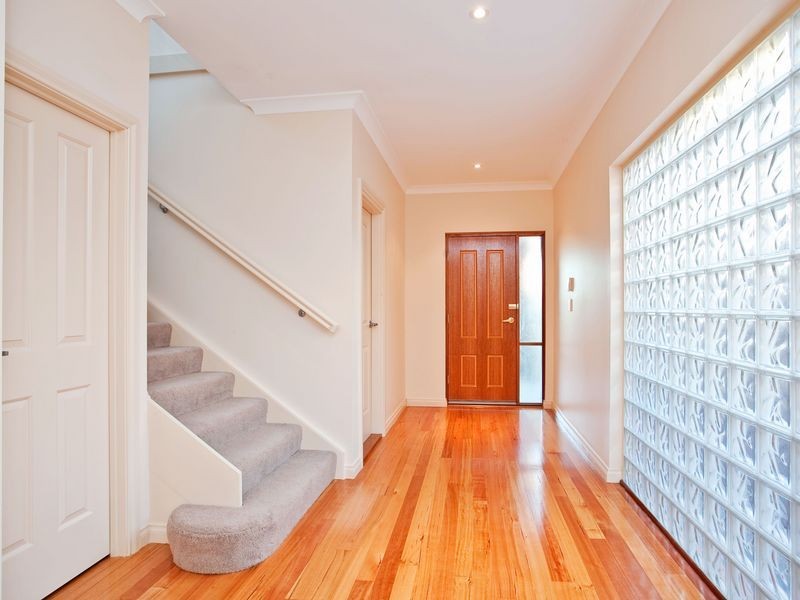 97a Tapleys Hill Rd, Glenelg SA 5045