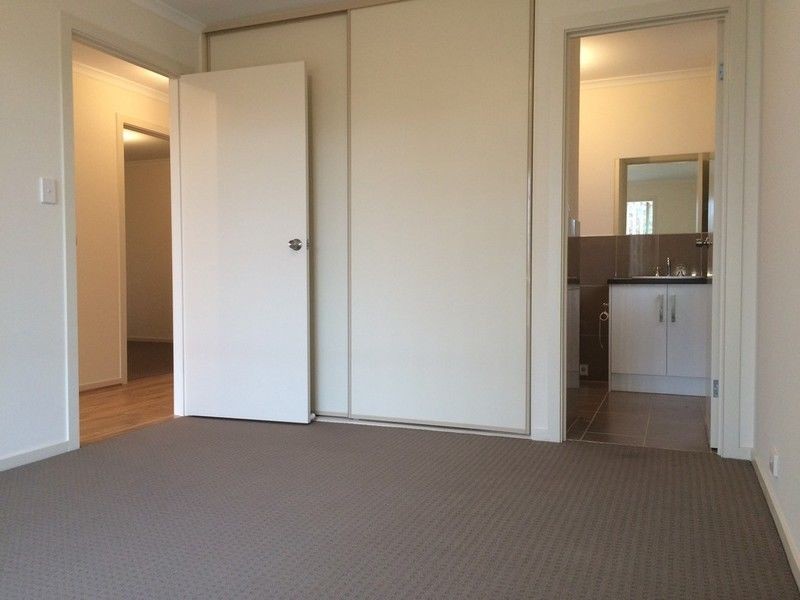 824a Grand Boulevard, Seaford Meadows SA 5169