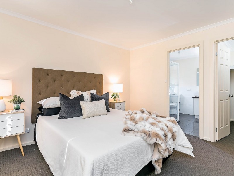 2a Cameron Avenue, Findon SA 5023