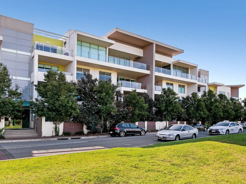 8/1 Burt Avenue, Findon SA 5023
