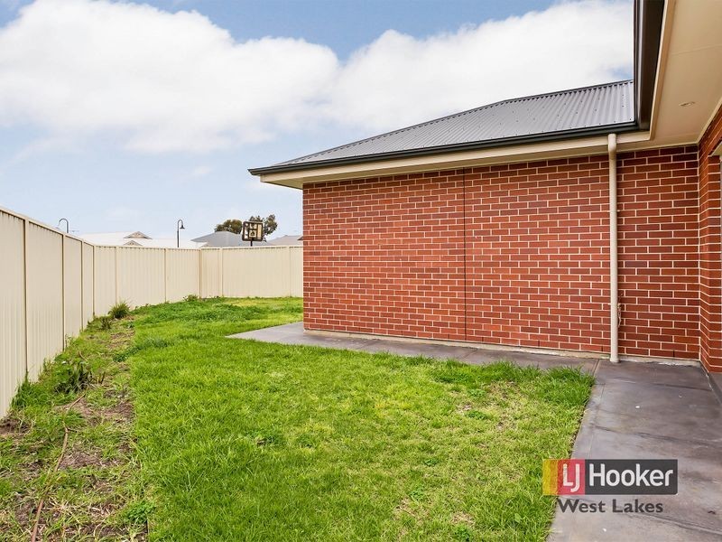 1/10 Cherry Avenue, Direk SA 5110