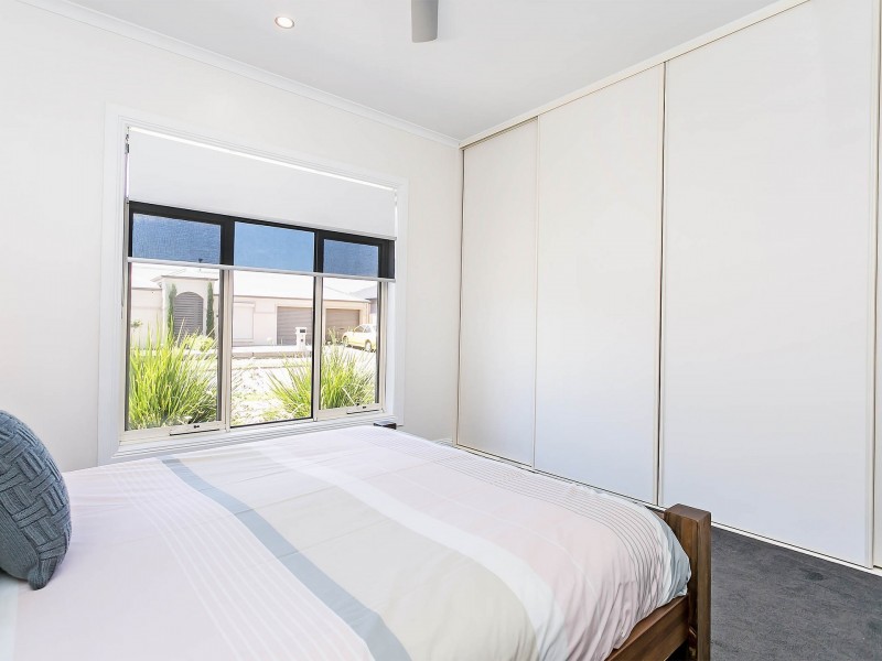 1 Spence Street, Albert Park SA 5014
