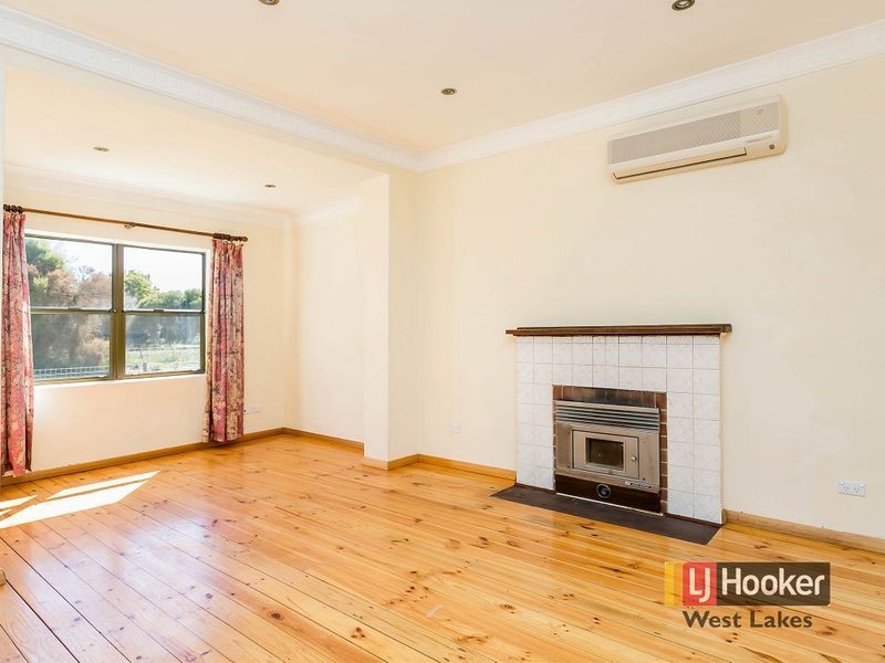 36 Alma Terrace, Seaton SA 5023