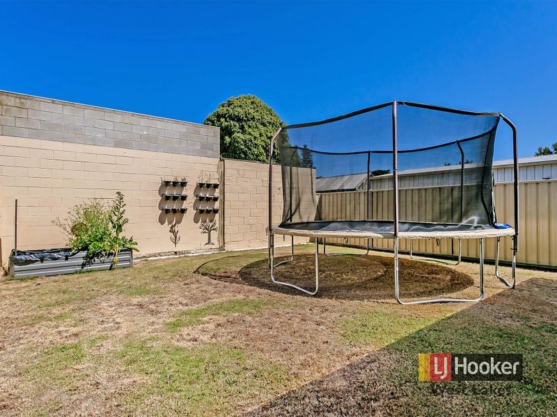 15 Leven Avenue, Seaton SA 5023