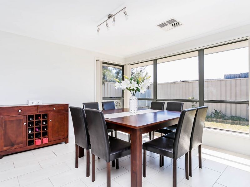 2/22a Alfred Avenue, Seaton SA 5023