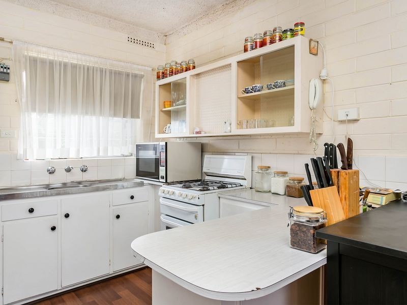 55 Military Road, Semaphore South SA 5019