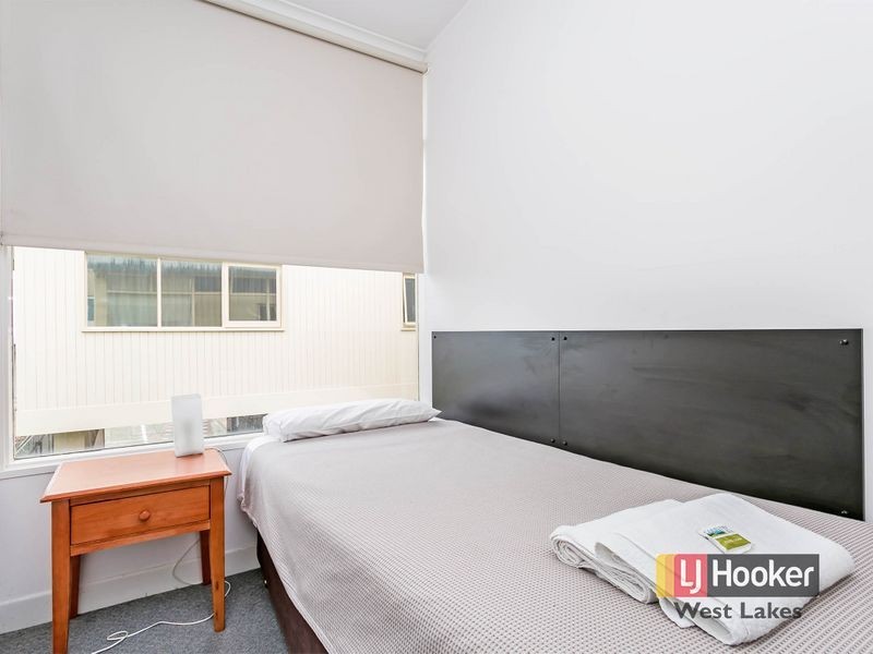 8/52 Seaview Road, West Beach SA 5024