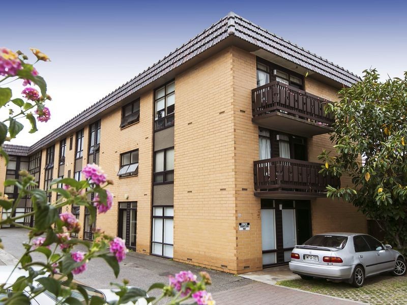 2/25 Partridge Street, Glenelg SA 5045