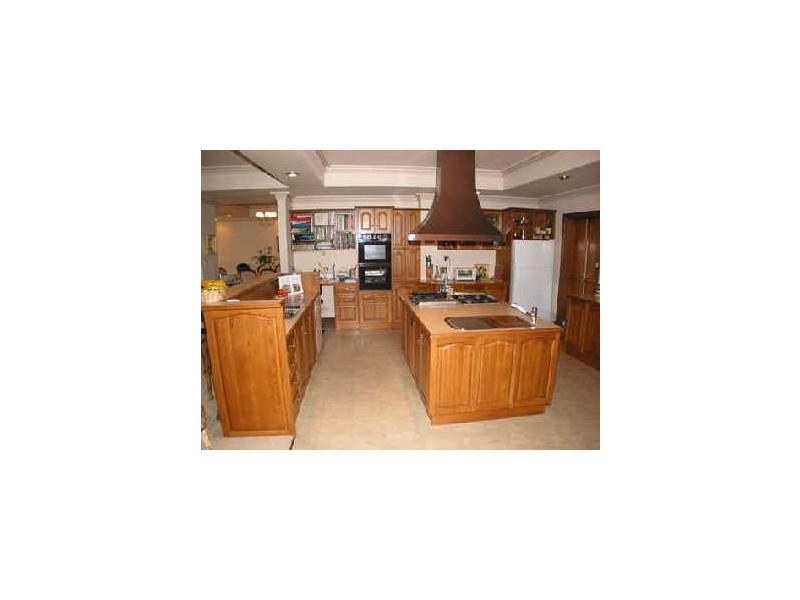 1 Leith Price Court, West Lakes SA 5021