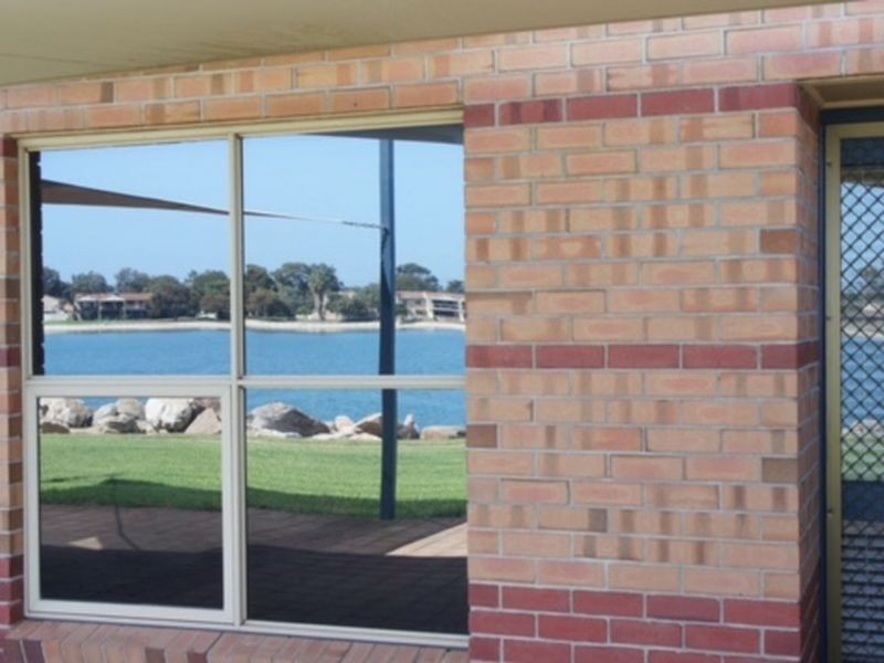 1/17-19 Lord Hobart Way, West Lakes SA 5021